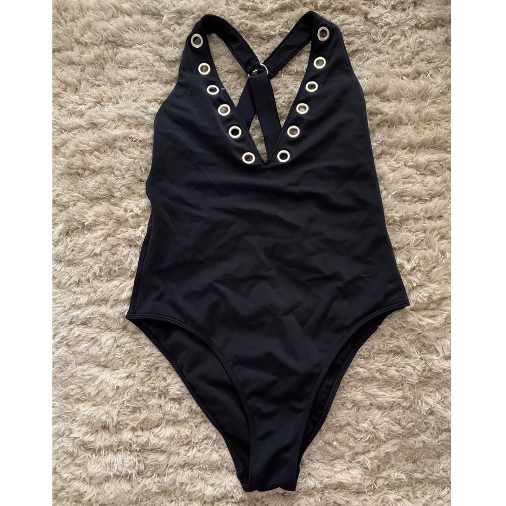 L. A. Hearts One Piece